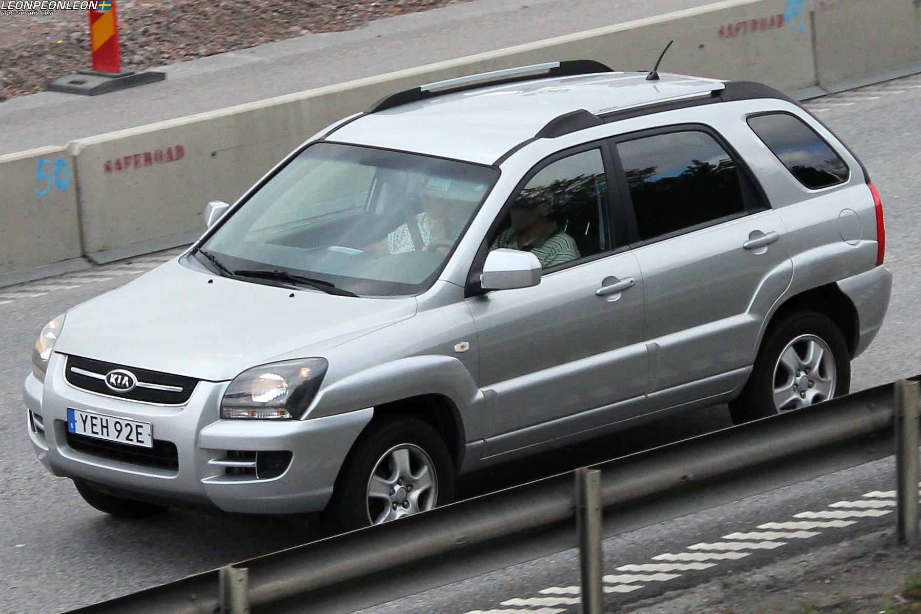 YEH 92E, Kia Sportage 2nd gen (KM), 2004–2008