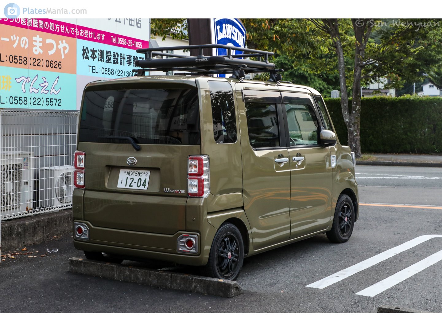 横浜 585 く 1204, Daihatsu Wake 1st gen (LA700), 2014–2022