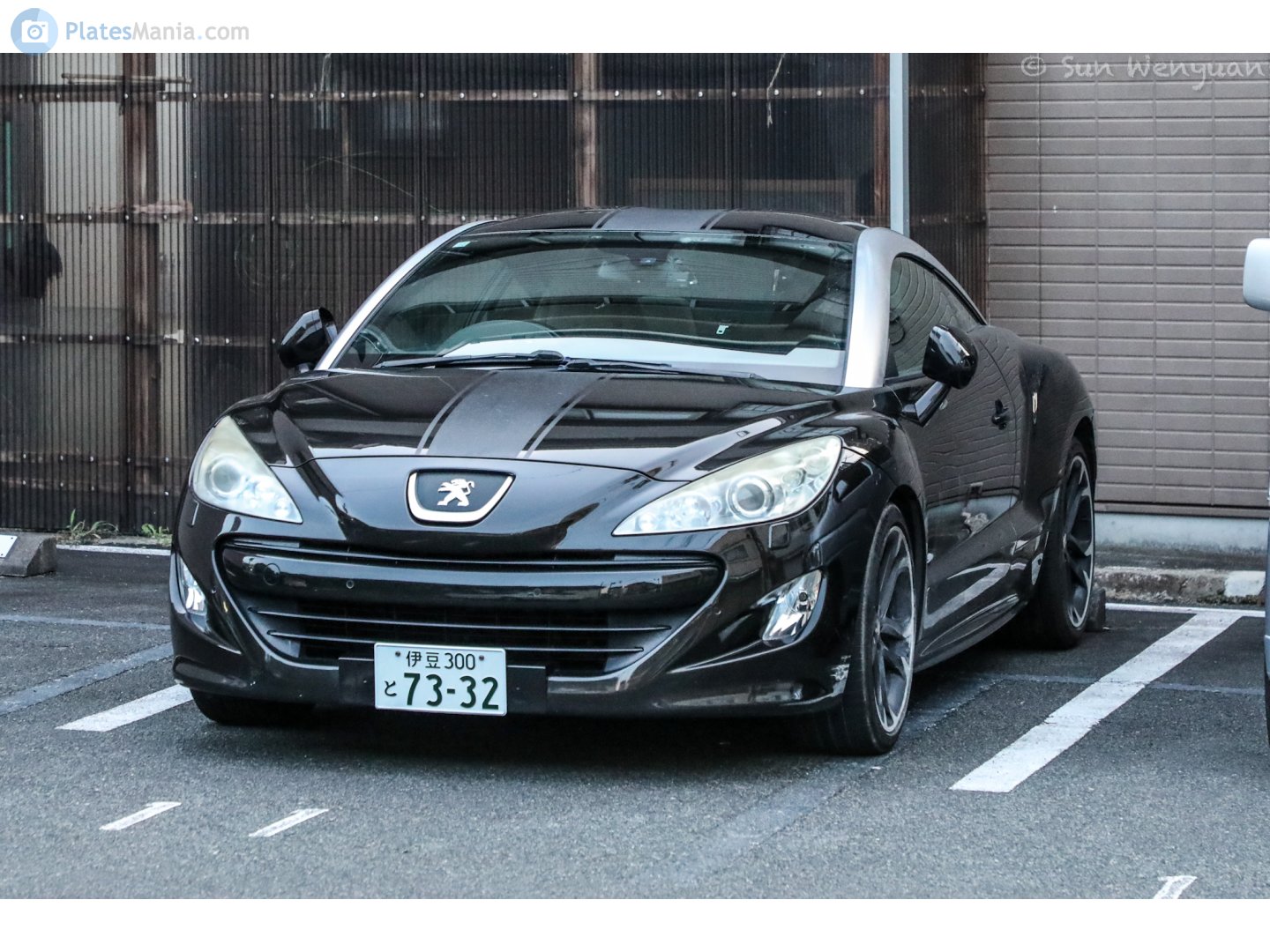 伊豆 300 と 7332, Peugeot RCZ 1st gen (T75), 2010–2015