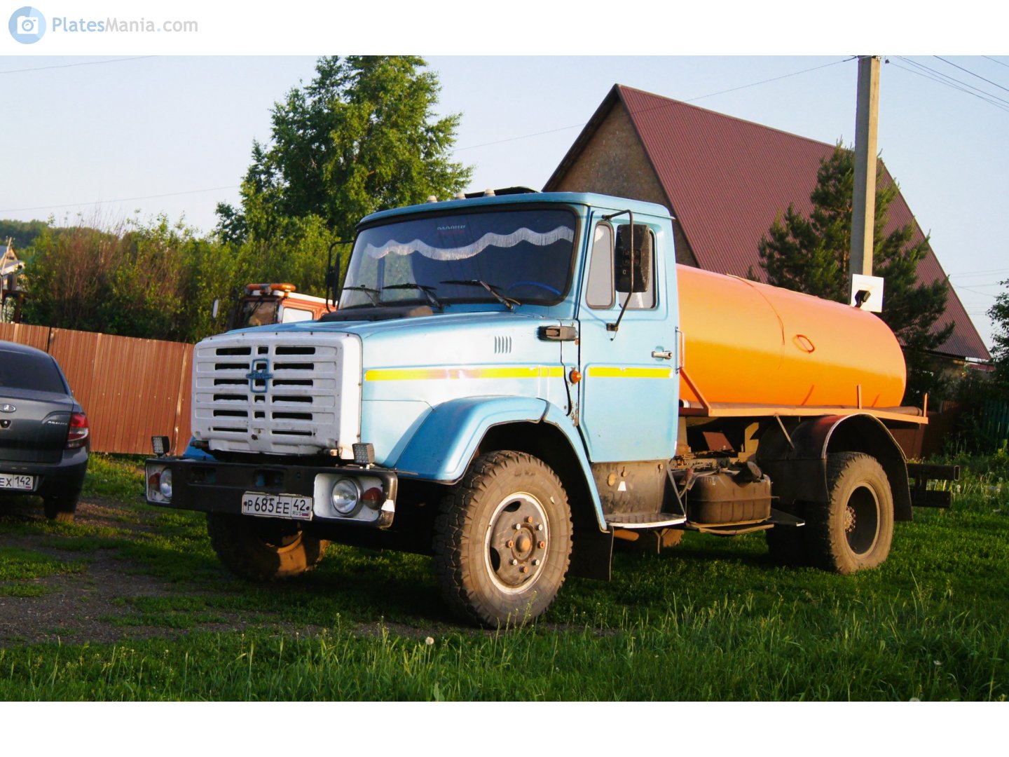 р 685 ее 42, ZIL 4329/4331/4333 4329/4333, 1993–2015