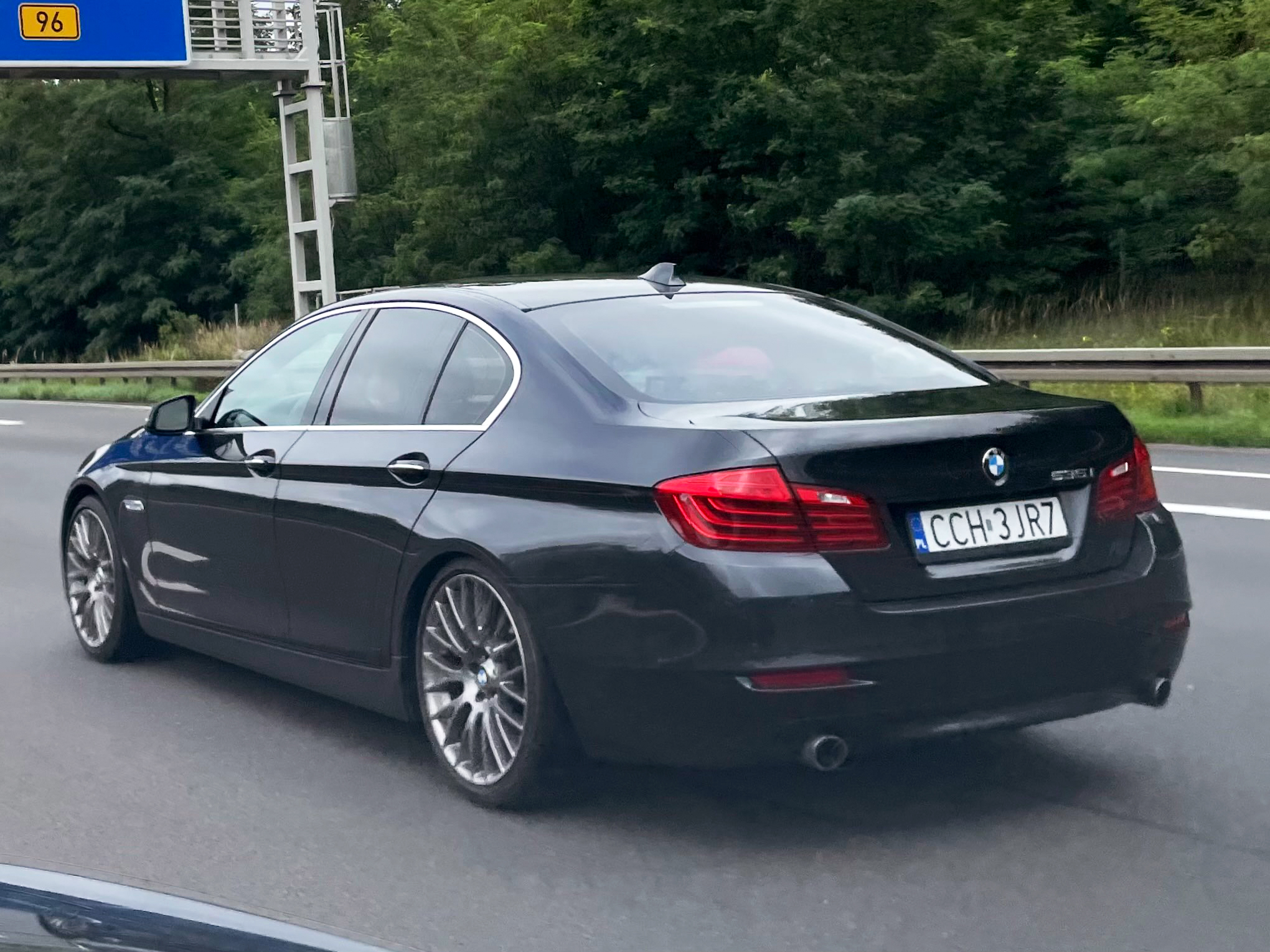 CCH 3JR7, BMW 5 Series 6th gen Sedan (F10/F18), 2010–2017