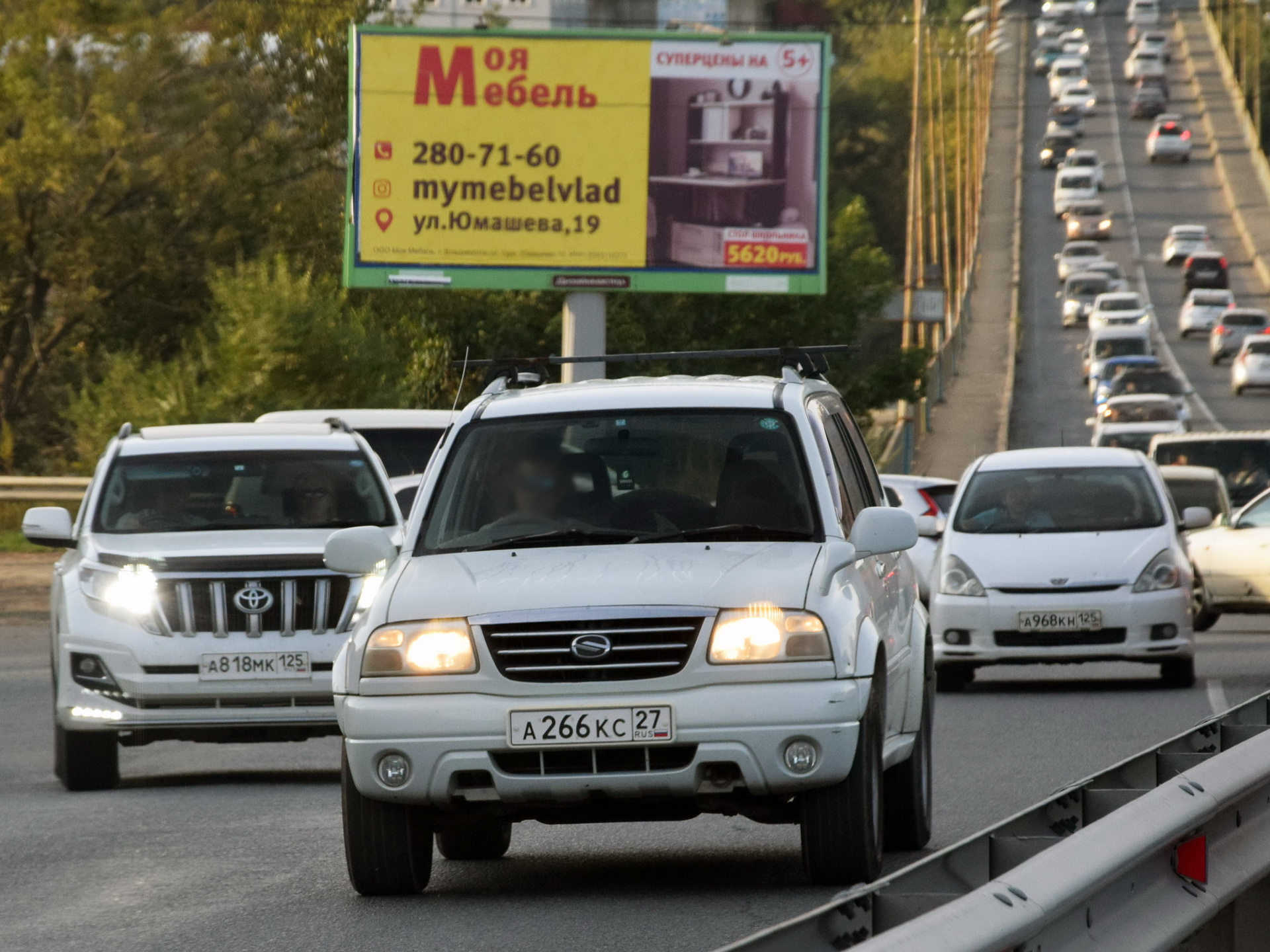 а 266 кс 27, Suzuki Grand Escudo 1st gen (TX92W), 2000–2003