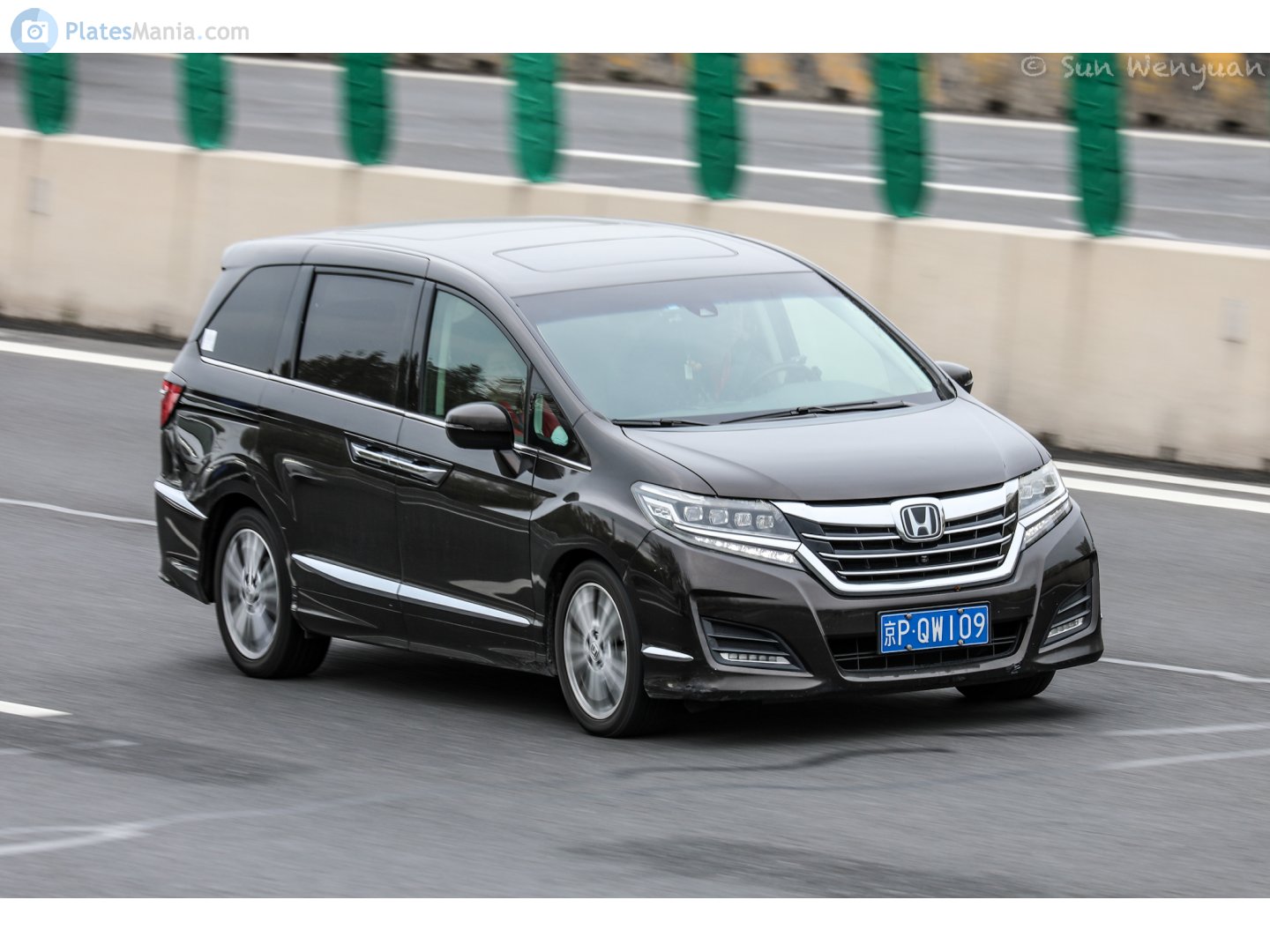 京P·QW109, Honda Elysion 2nd gen (RC; CN-market), 2015–