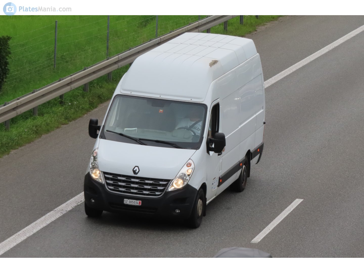 SZ 305034, Renault Master 3rd gen Van (J62), 2010–2019