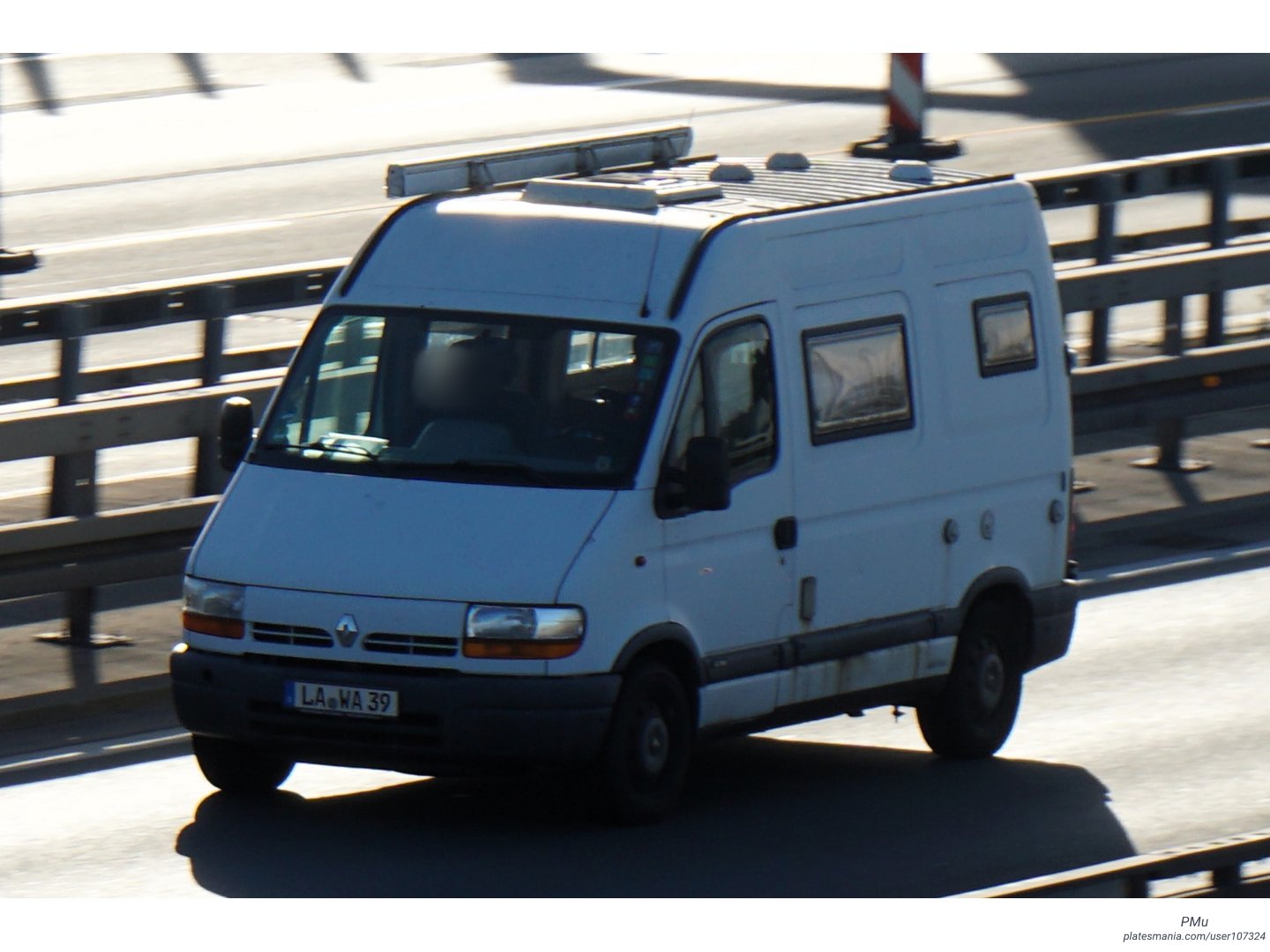 LA WA 39, Renault Master 2nd gen Van (F70), 1997–2003