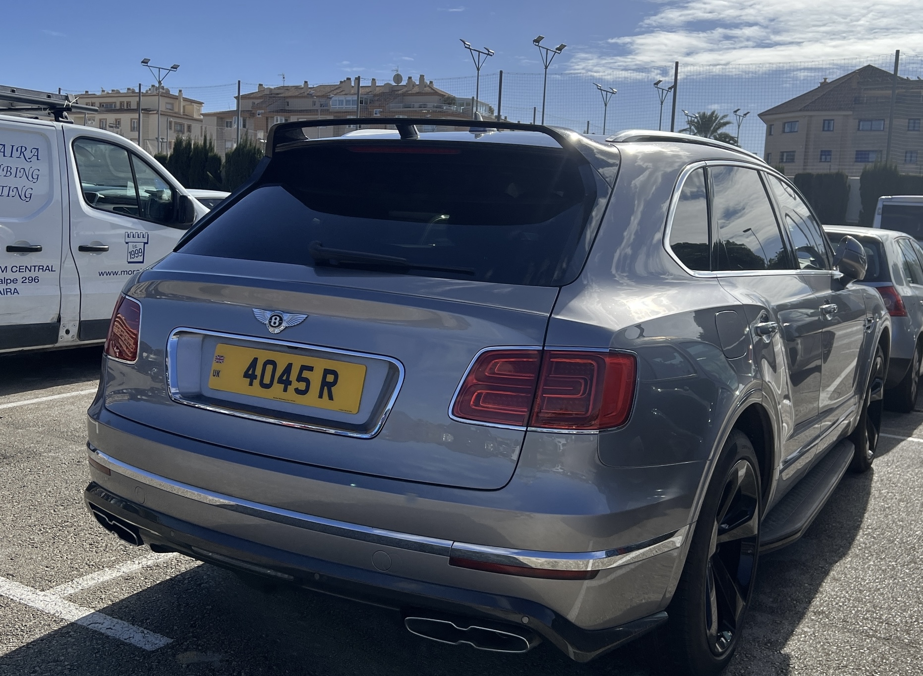 4045R, Bentley Bentayga 1st gen (PL71), 2016–2020
