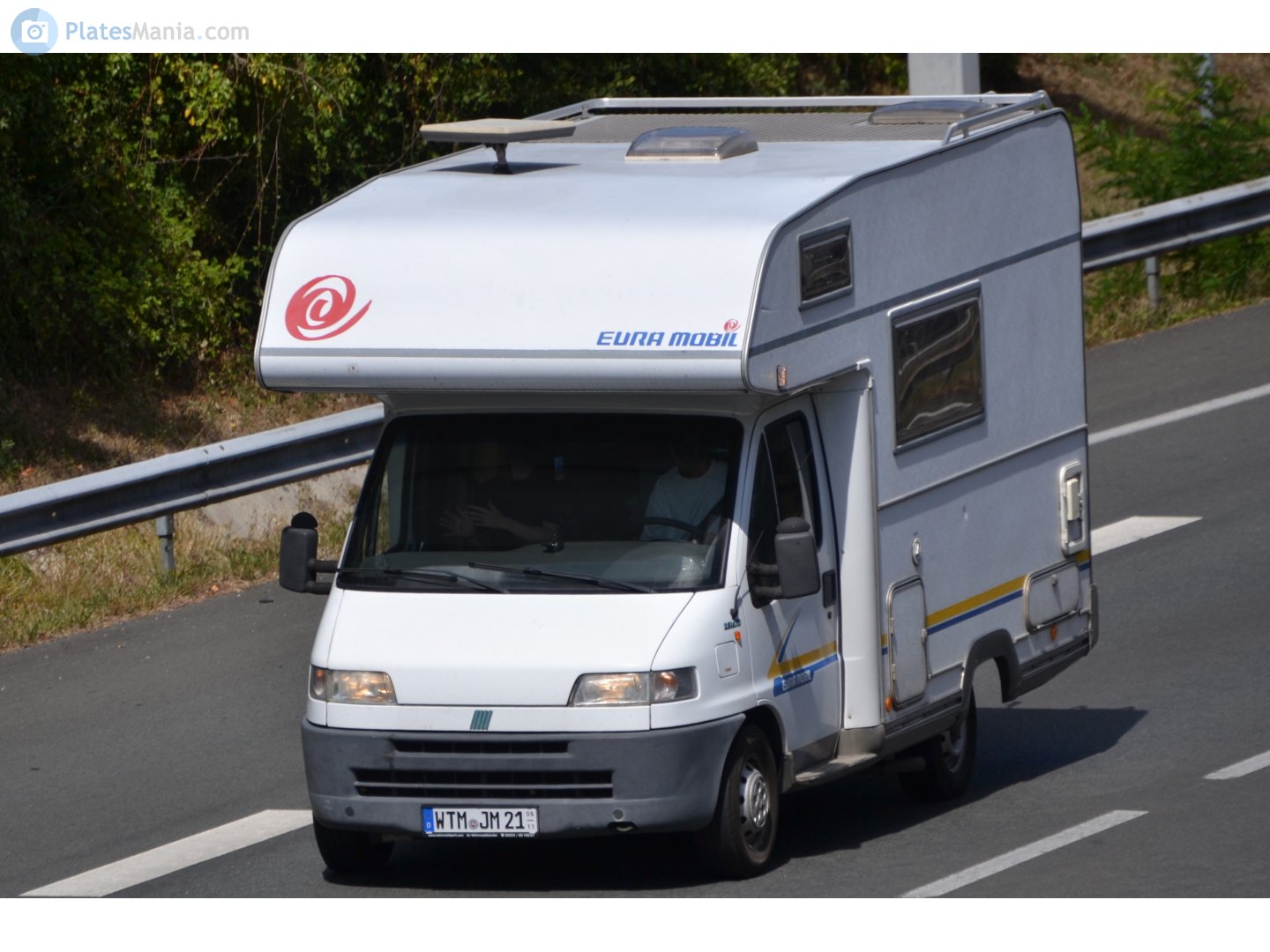 WTM JM 21 (06/11), Eura Mobil 