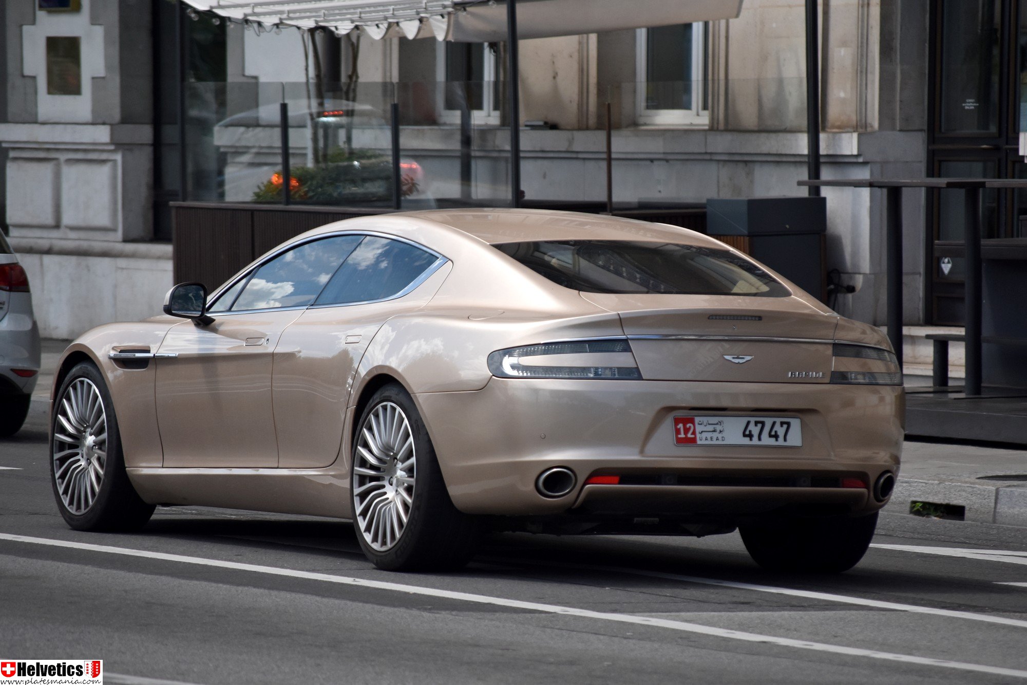 12 4747, Aston Martin Rapide 