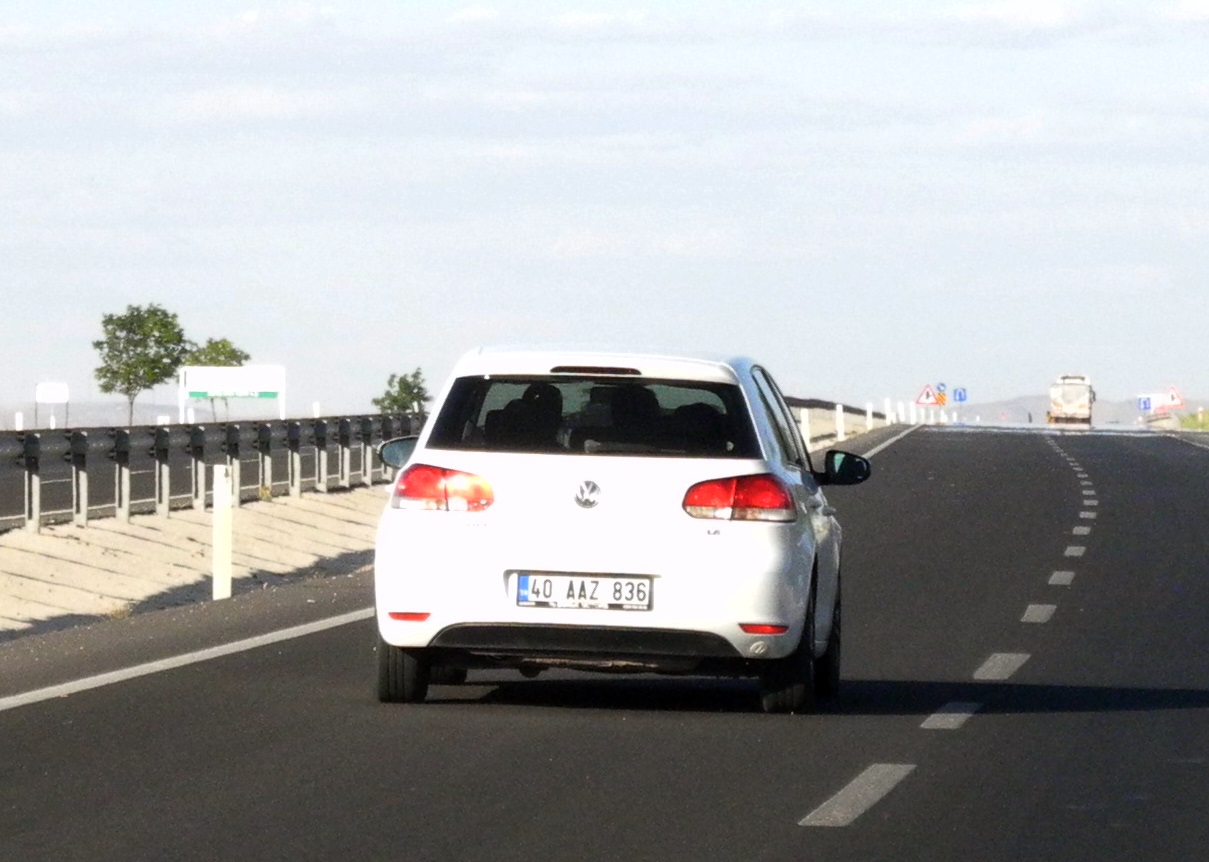 40 AAZ 836, Volkswagen Golf 