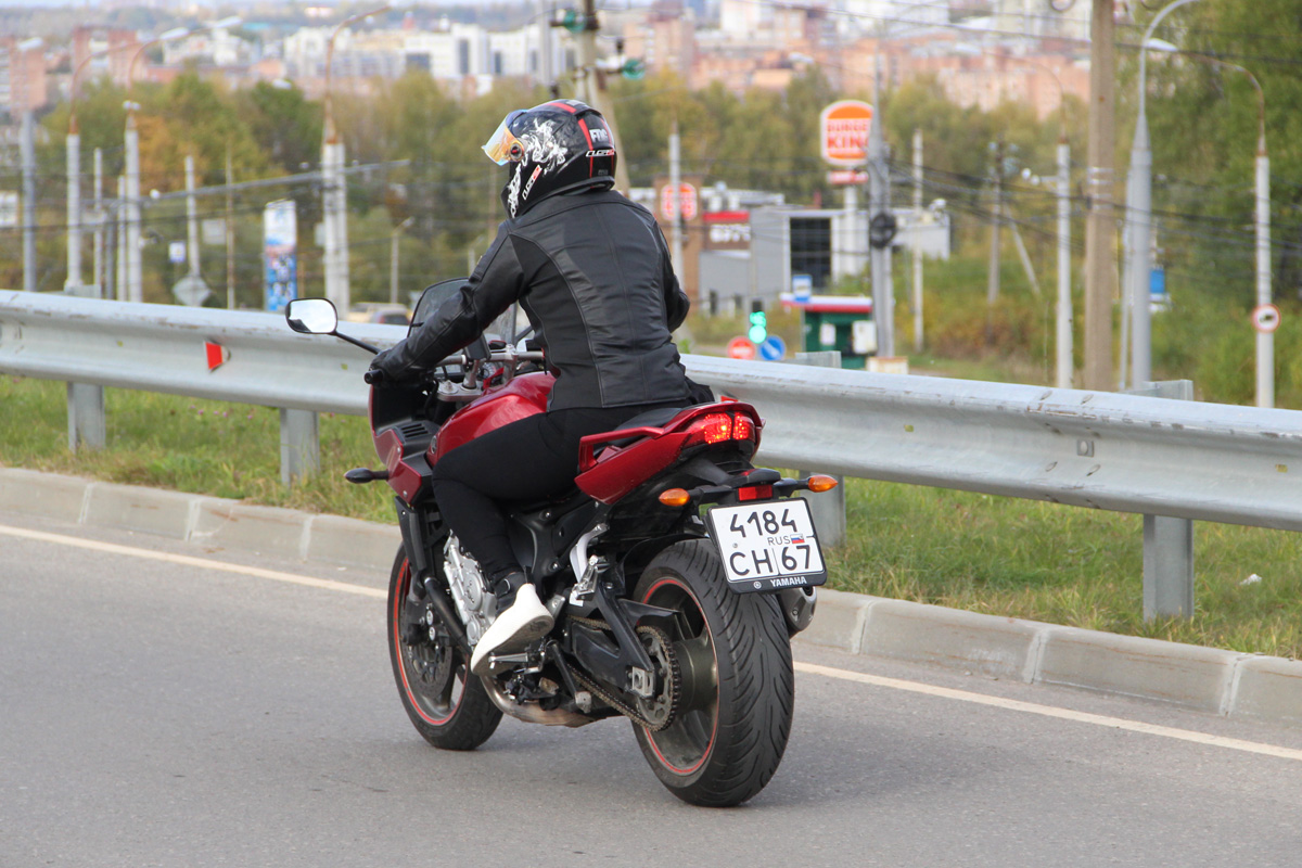 4184 сн 67, Yamaha FZ 1 N/S Fazer, 2006–2015