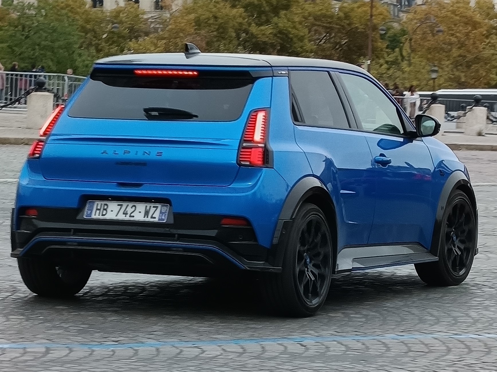 HB-742-WZ, Alpine A290 