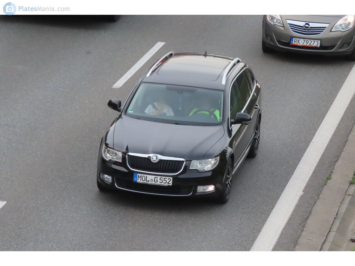 MOL G 552, Skoda Superb 