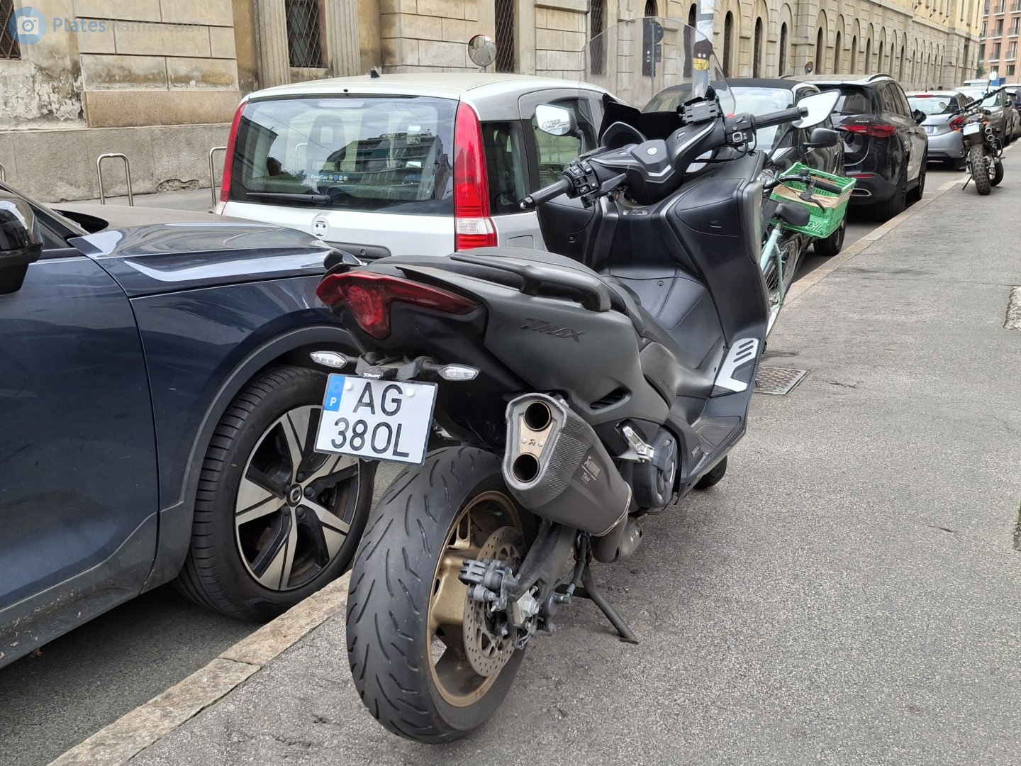 AG 38 OL, Yamaha TMAX 6th gen XP560, 2021–