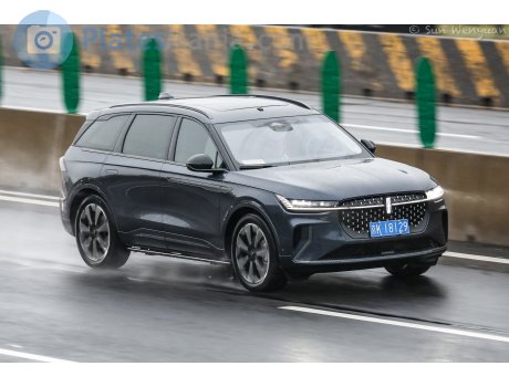 京K·18129, Lincoln Nautilus