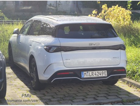 M LR 4249 E, BYD Seal / Haibao