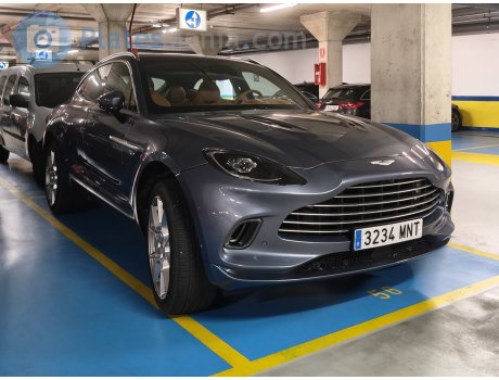 3234 MNT, Aston Martin DBX