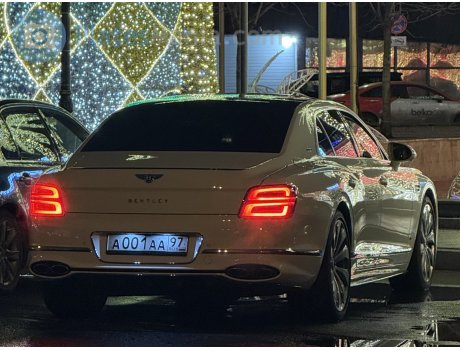 а001аа97, Bentley Flying Spur