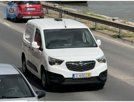 I 69CC, Opel Combo