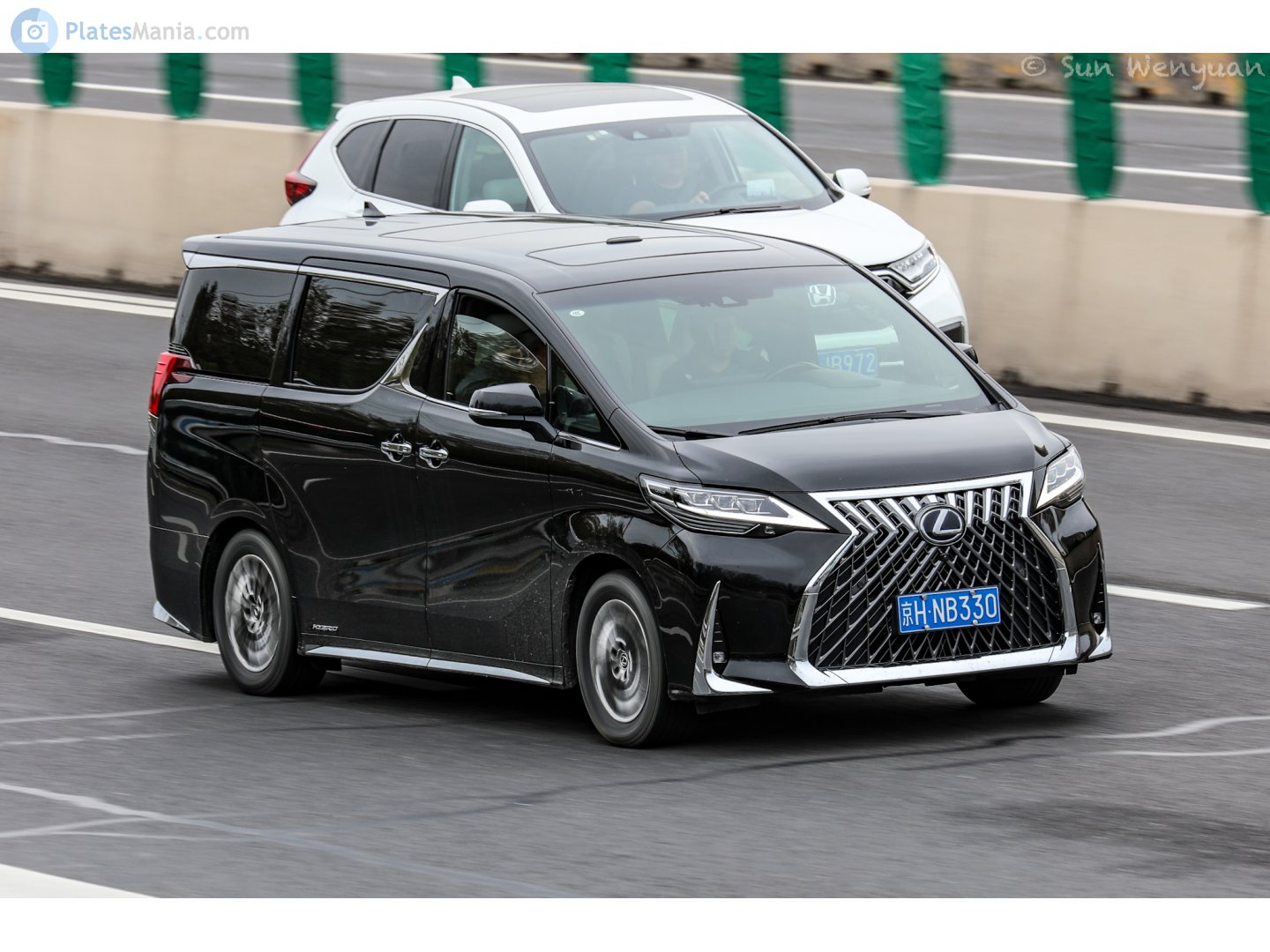 京H·NB330, Lexus LM 1st gen (H30; Pacific-market), 2019–2023