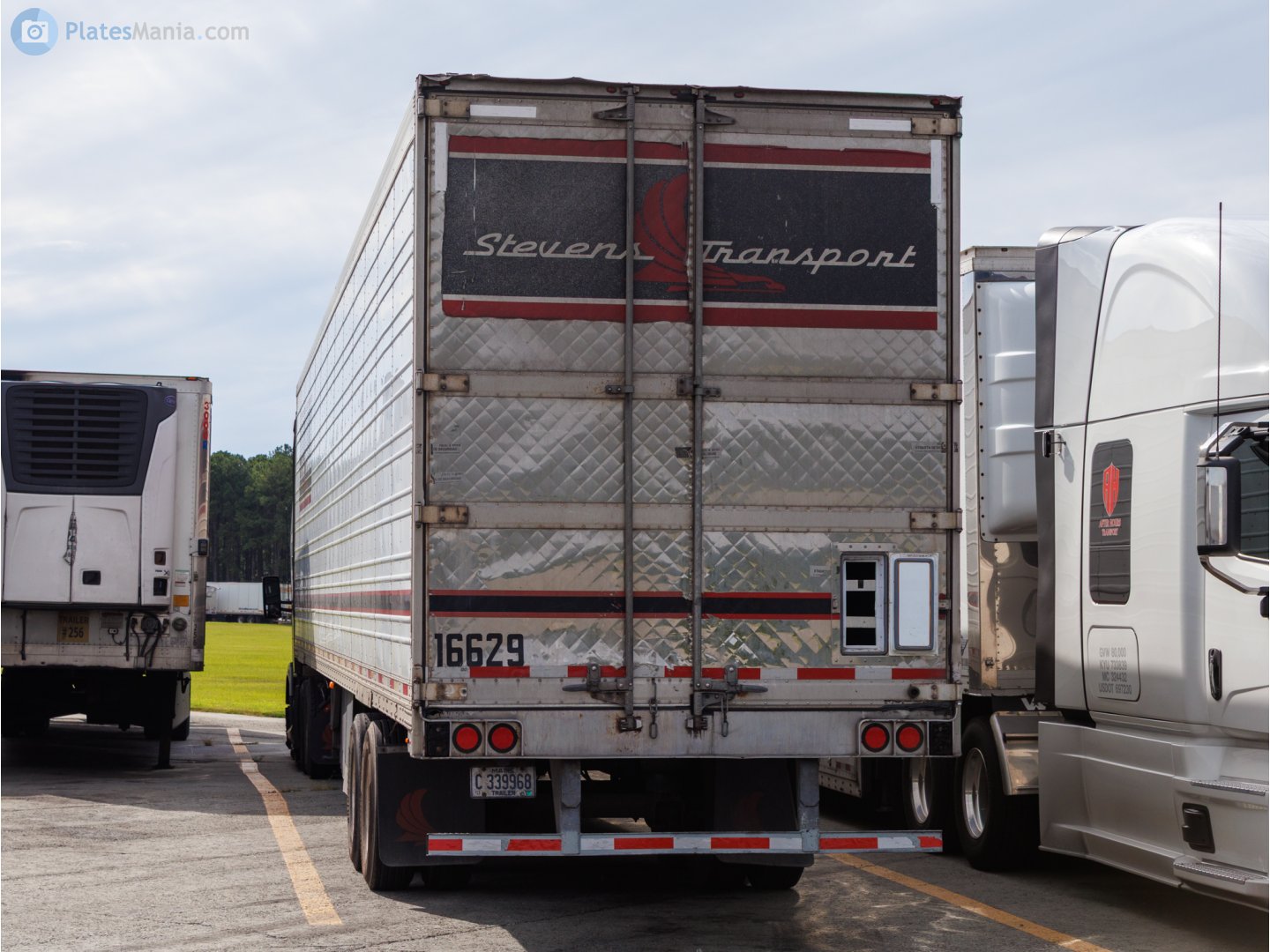 C 339968, Utility (Utility Trailer Manufacturing Company) 