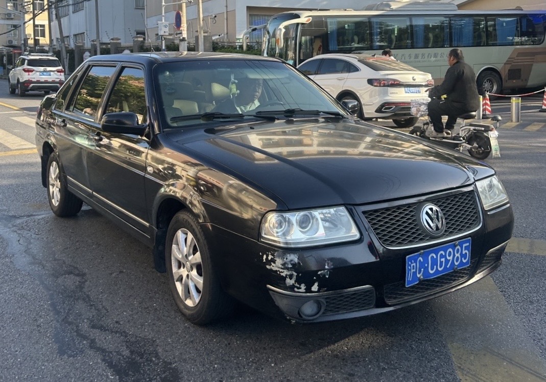 沪C·CG985, Volkswagen Santana 1st gen Vista Sedan (CN-market), 3rd facelift, 2008–2013