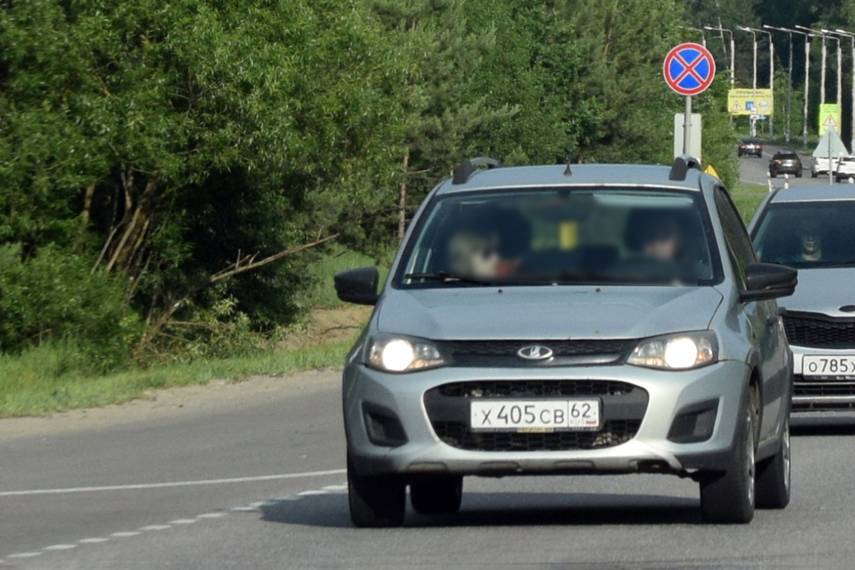 х 405 св 62, Lada (VAZ) 2194 Kalina/Granta 2194 Kalina Cross, 2014–2018