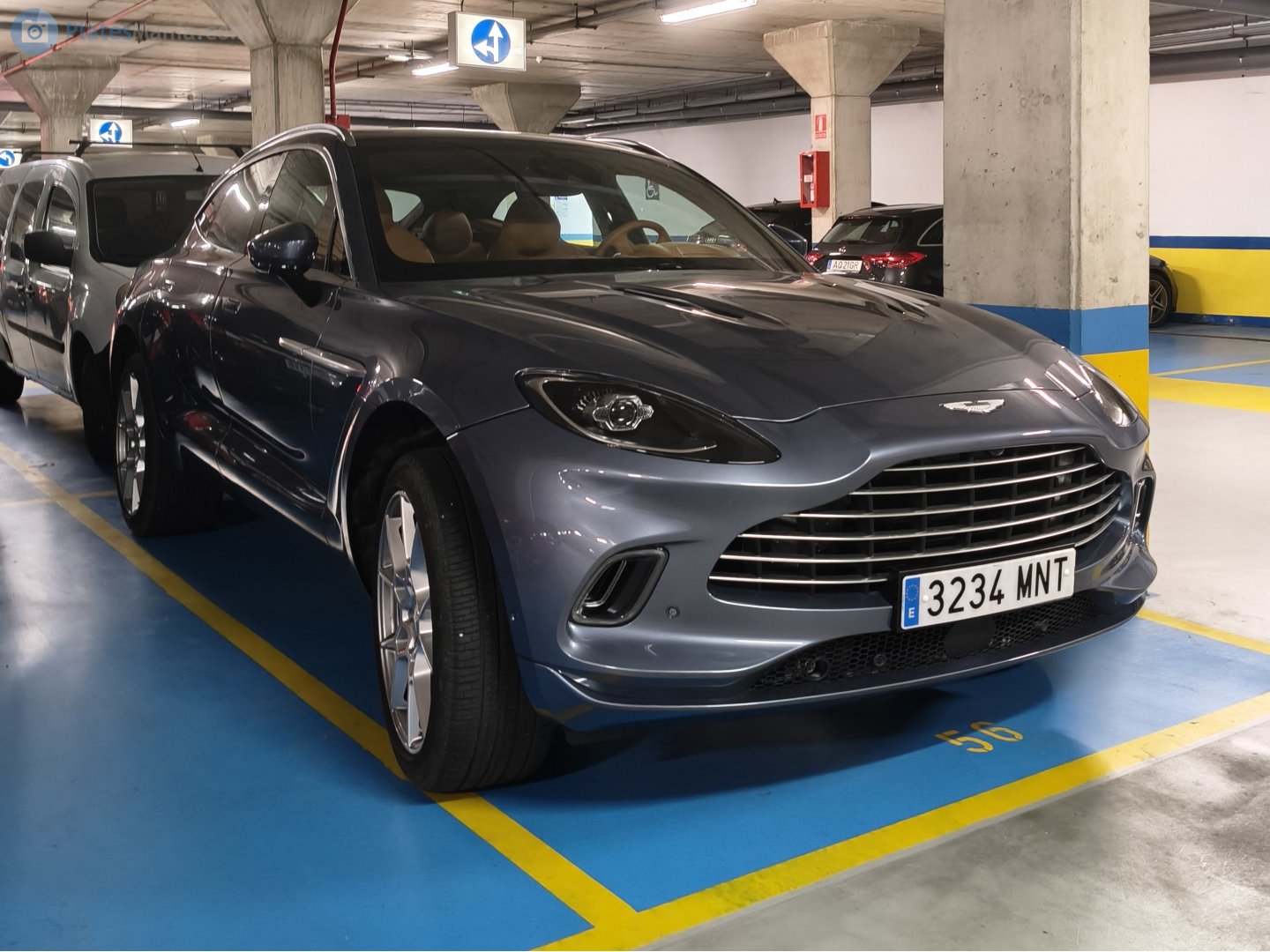 3234 MNT, Aston Martin DBX DBX, 2020–2024