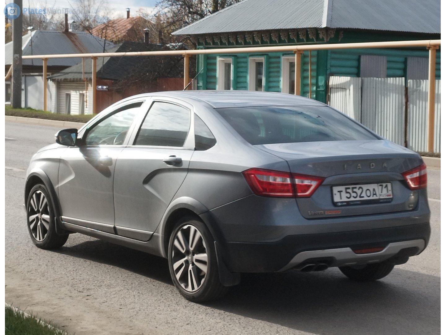 т 552 оа 71, Lada (VAZ) Vesta 1st gen Cross Sedan (GFL), 2018–2022