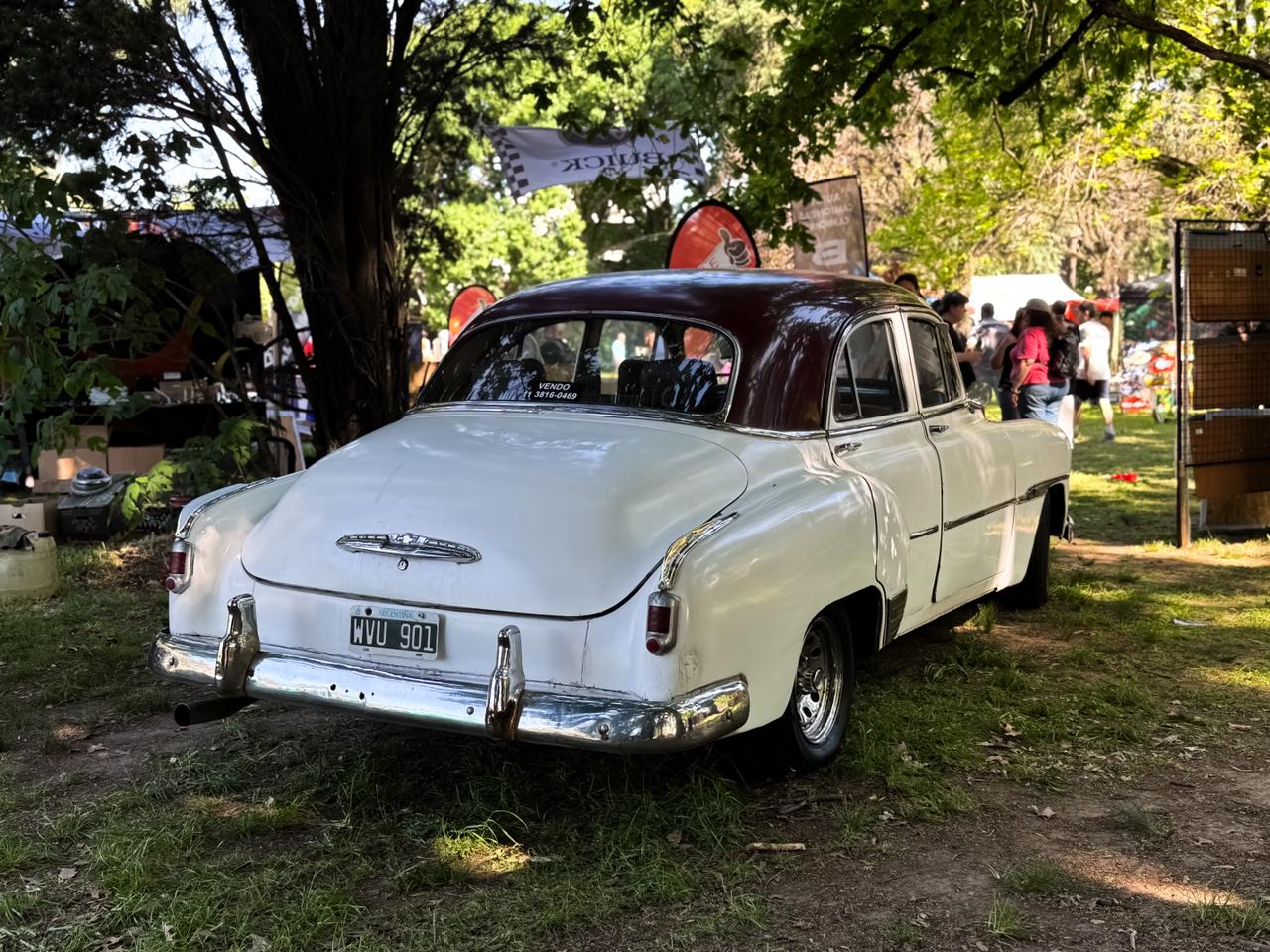 WVU 901, Chevrolet Deluxe 1st gen 4-door Sedan (1069; A-body), 1949–1952
