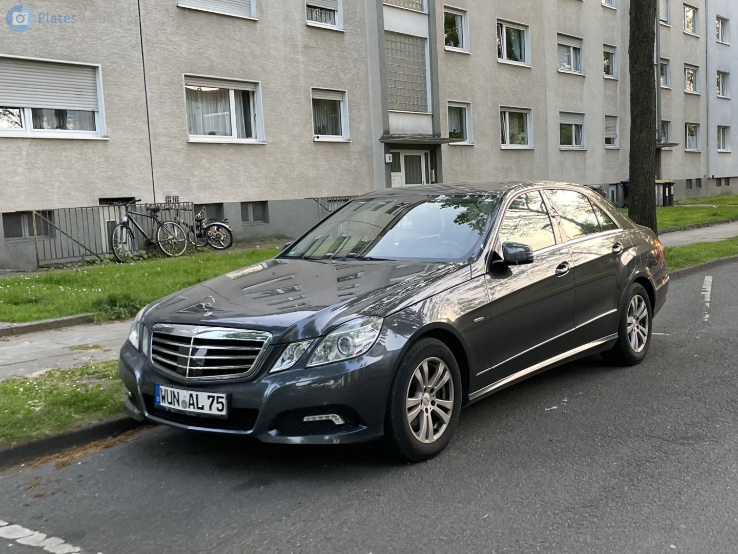 WUN AL 75, Mercedes-Benz E-Klasse 4th gen Sedan (W212), 2009­–2013