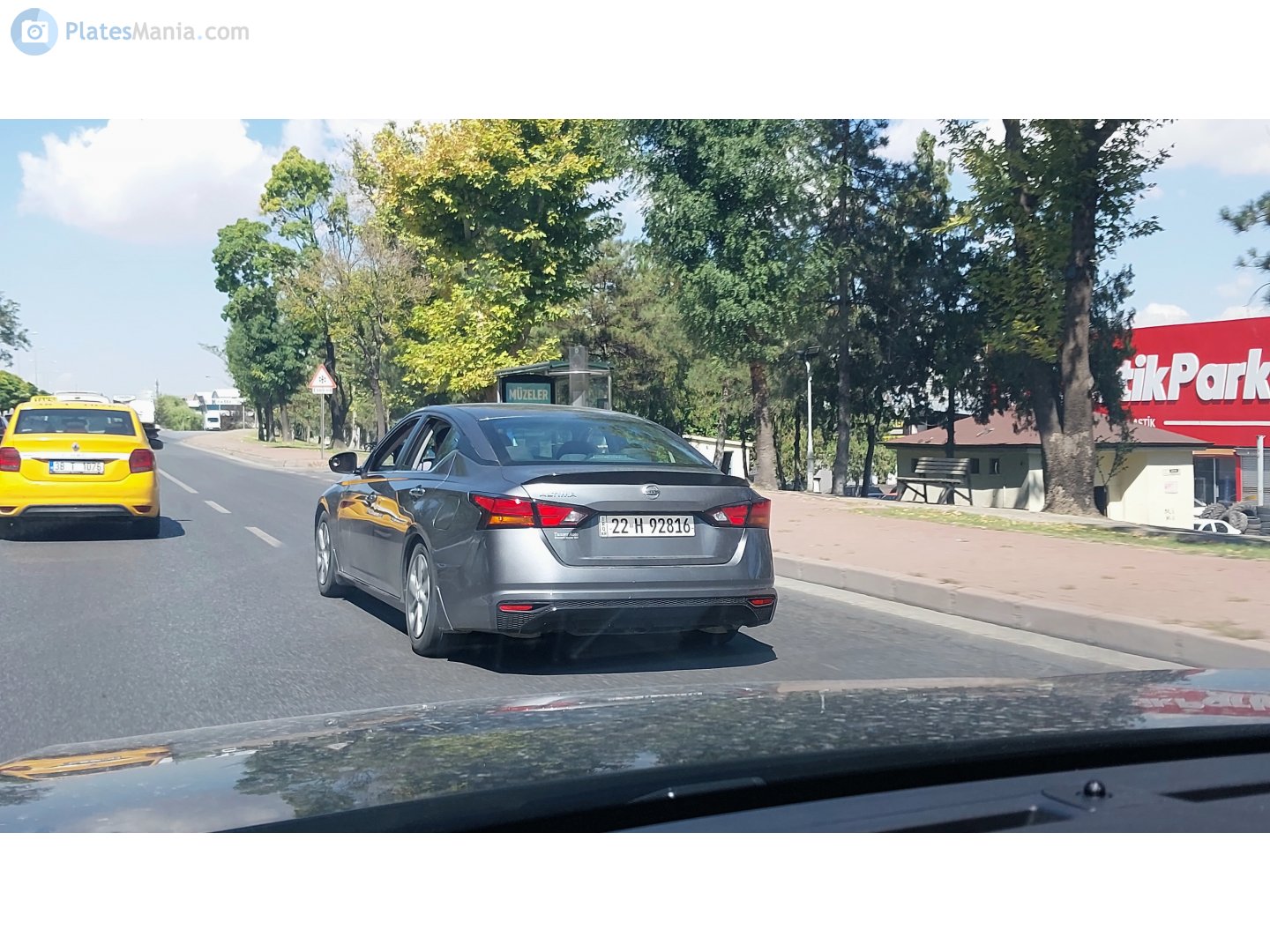 22 H 92816, Nissan Altima 6th gen (L34), 2018–