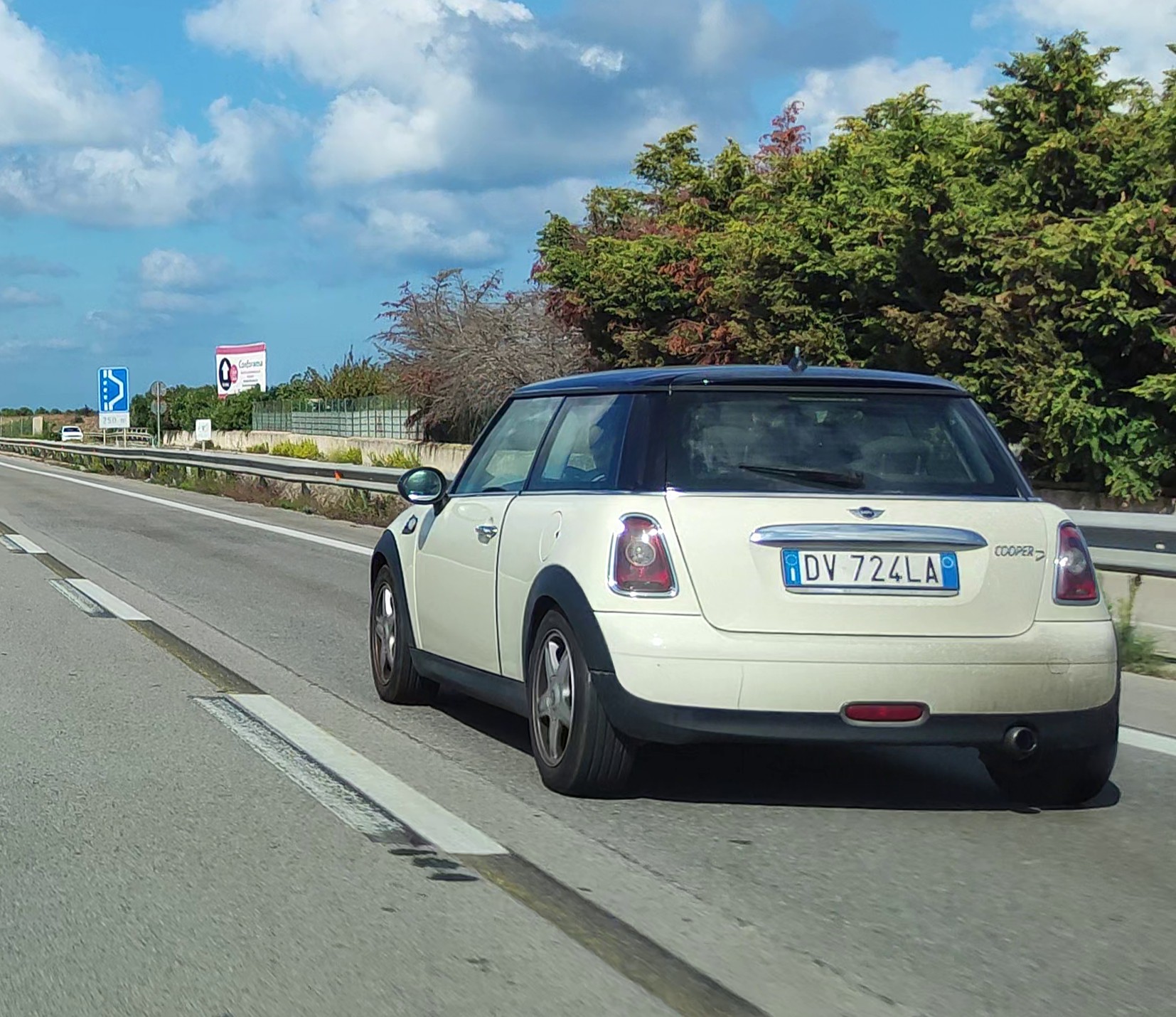 DV 724 LA, MINI Hatch 2nd gen (R56), 2006–2013