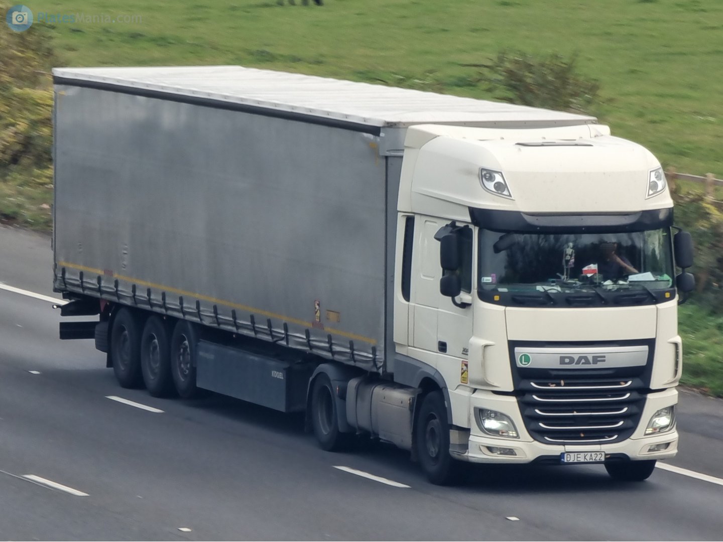 DJE KA22, DAF XF 4th gen, 2013–2017