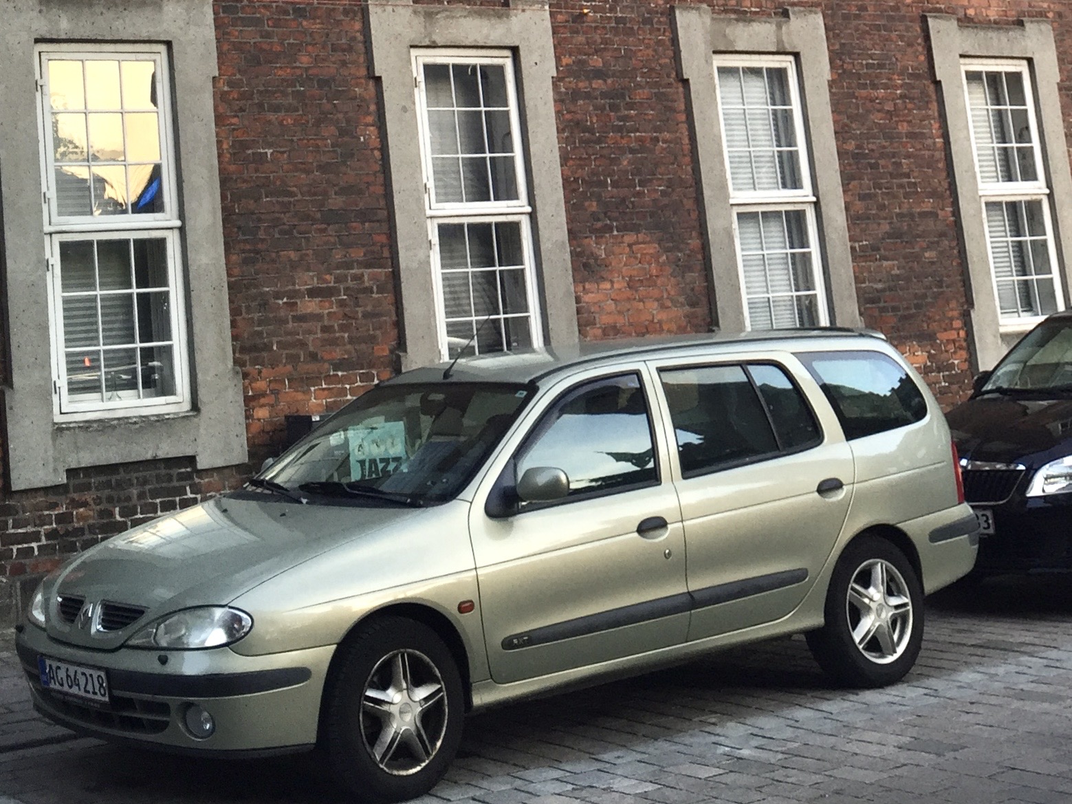AG 64218, Renault Mégane 1st gen Break Wagon (K25), 1998–2002