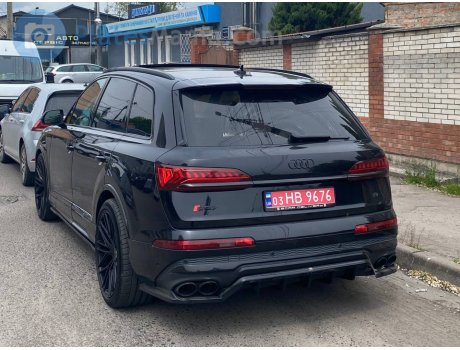 03 HB 9676, Audi SQ7