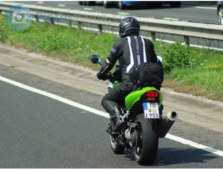 TÜ I 955, Triumph Motorcycles Speed Triple