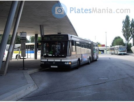 3166 YN 67, Renault Agora