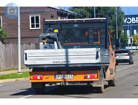 MV-6625, Renault Master