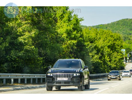 о558му136, Lynk & Co 09