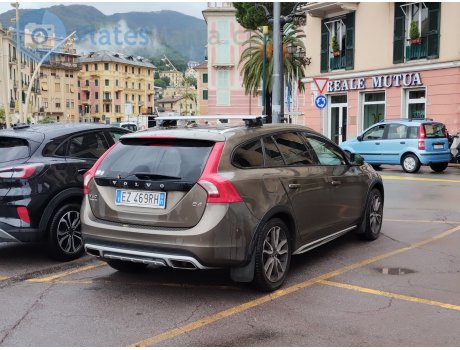 EZ 469 RH, Volvo V60