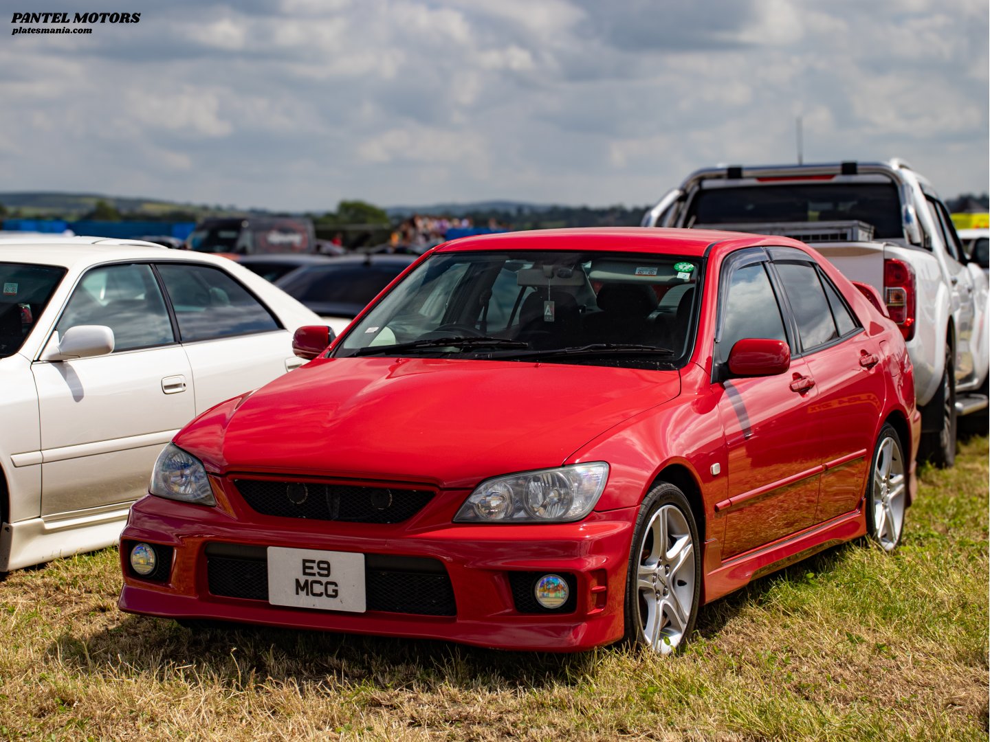 E9MCG, Lexus IS 1st gen Sedan (XE10), 1999–2005