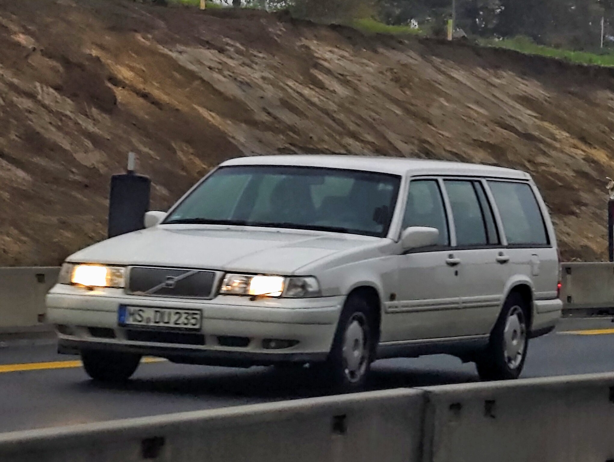 MS DU 235, Volvo 960 1st gen Wagon (965), facelift, 1994–1998