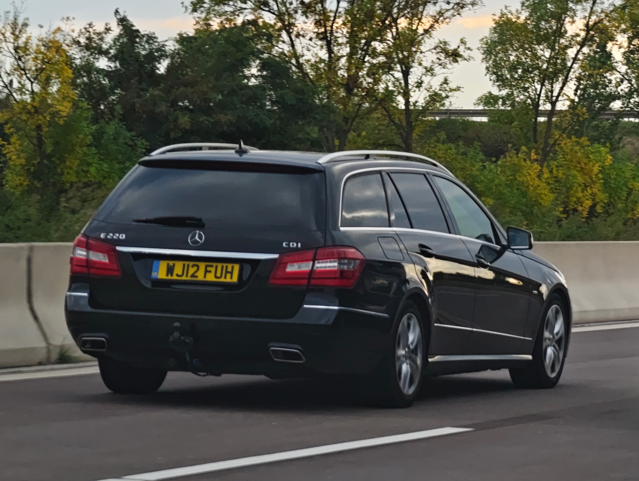 WJ12FUH, Mercedes-Benz E-Klasse 4th gen Wagon (S212), 2009­–2013