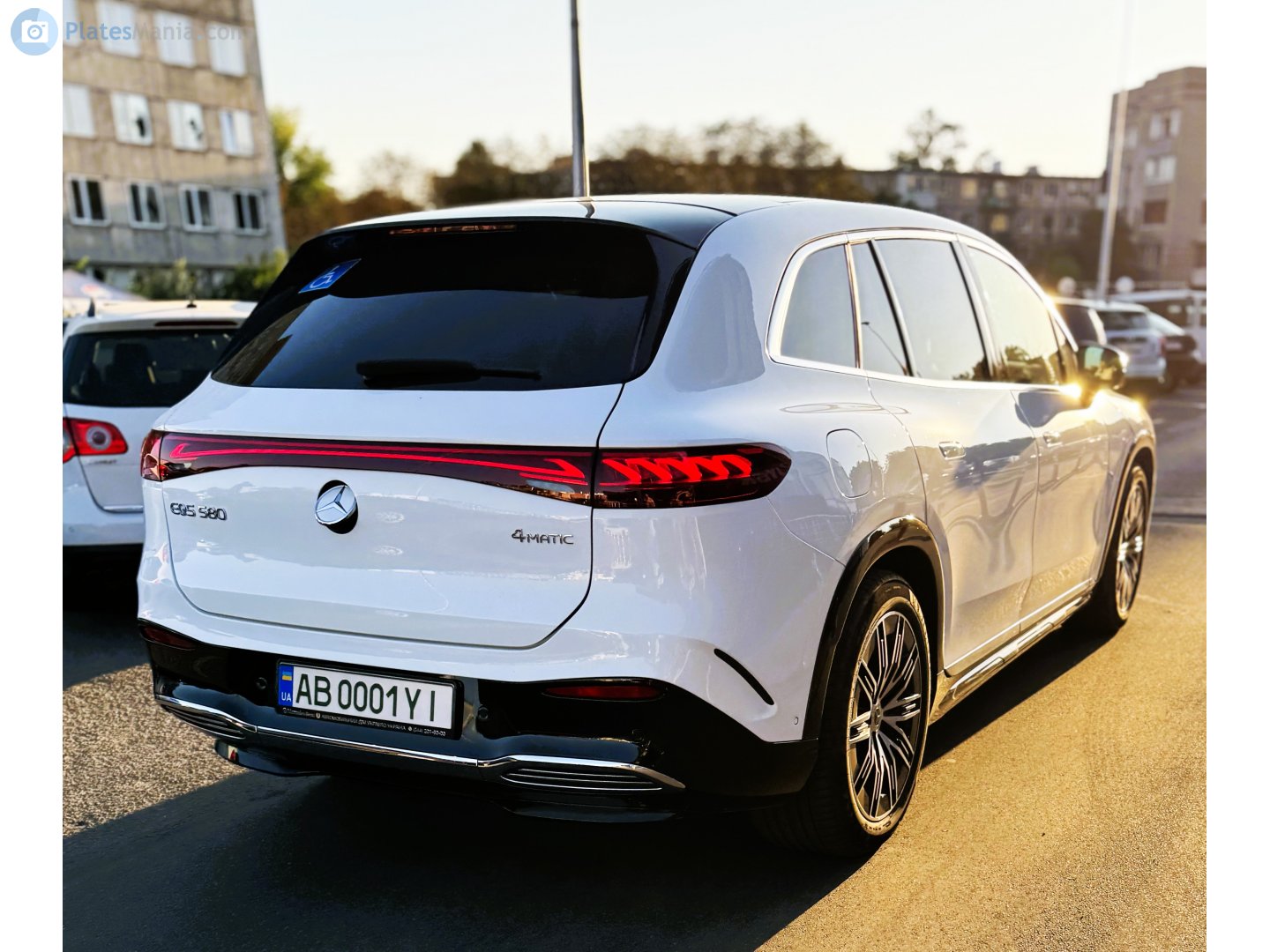 AB 0001 YI, Mercedes-Benz EQS 1st gen SUV (X296), 2022–