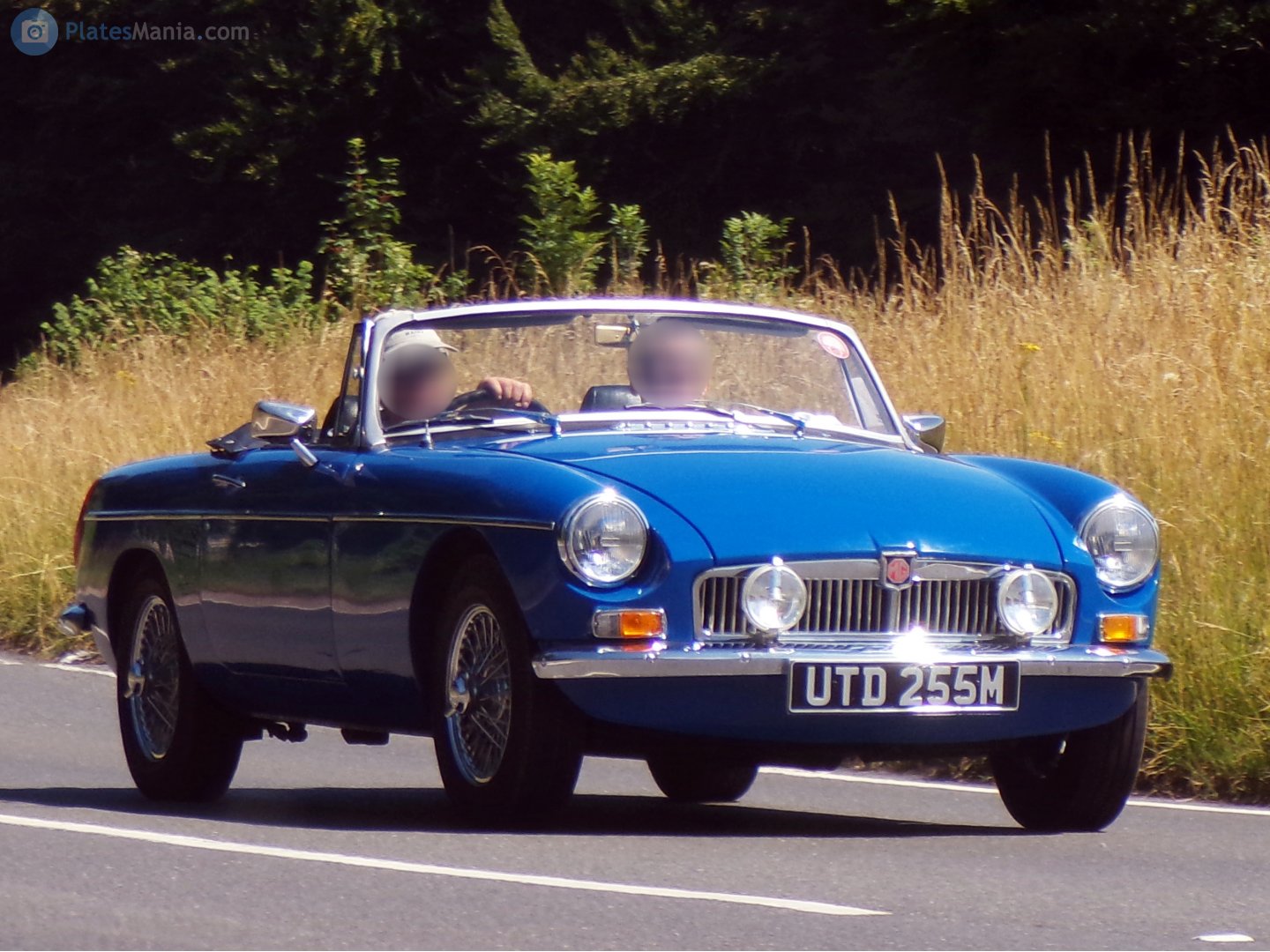 UTD255M, MG B 1st gen Roadster, 1962–1980