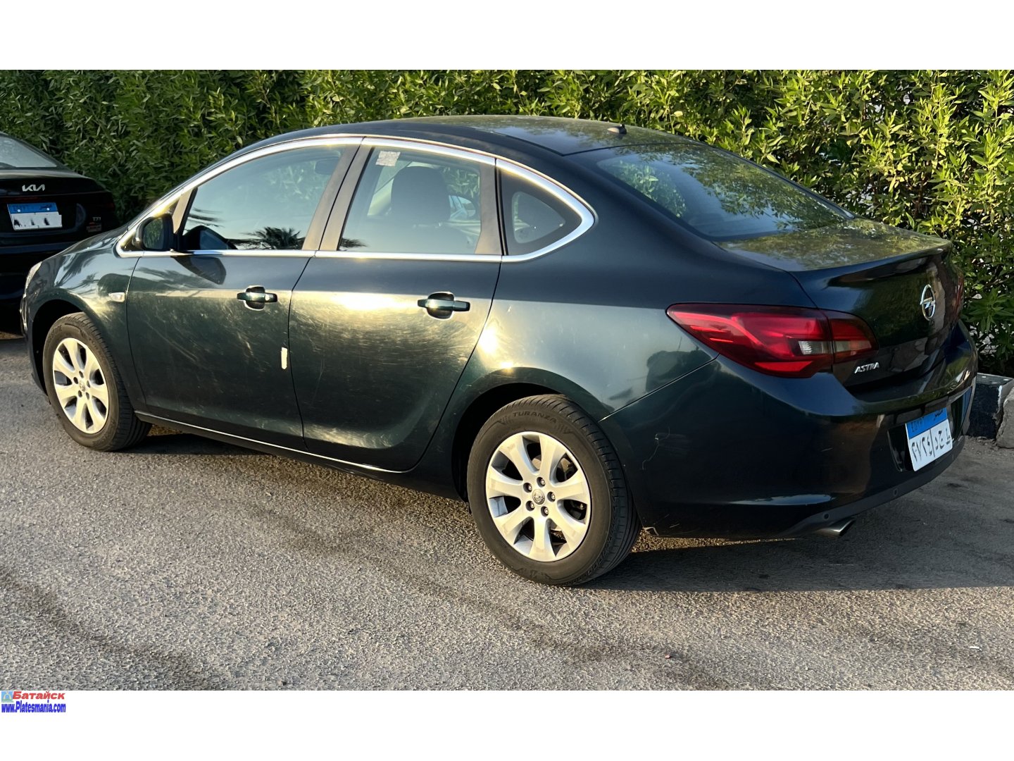 ٢٧٢٤ دجط, Opel Astra 4th gen Sedan (J; P10), 2012–2018