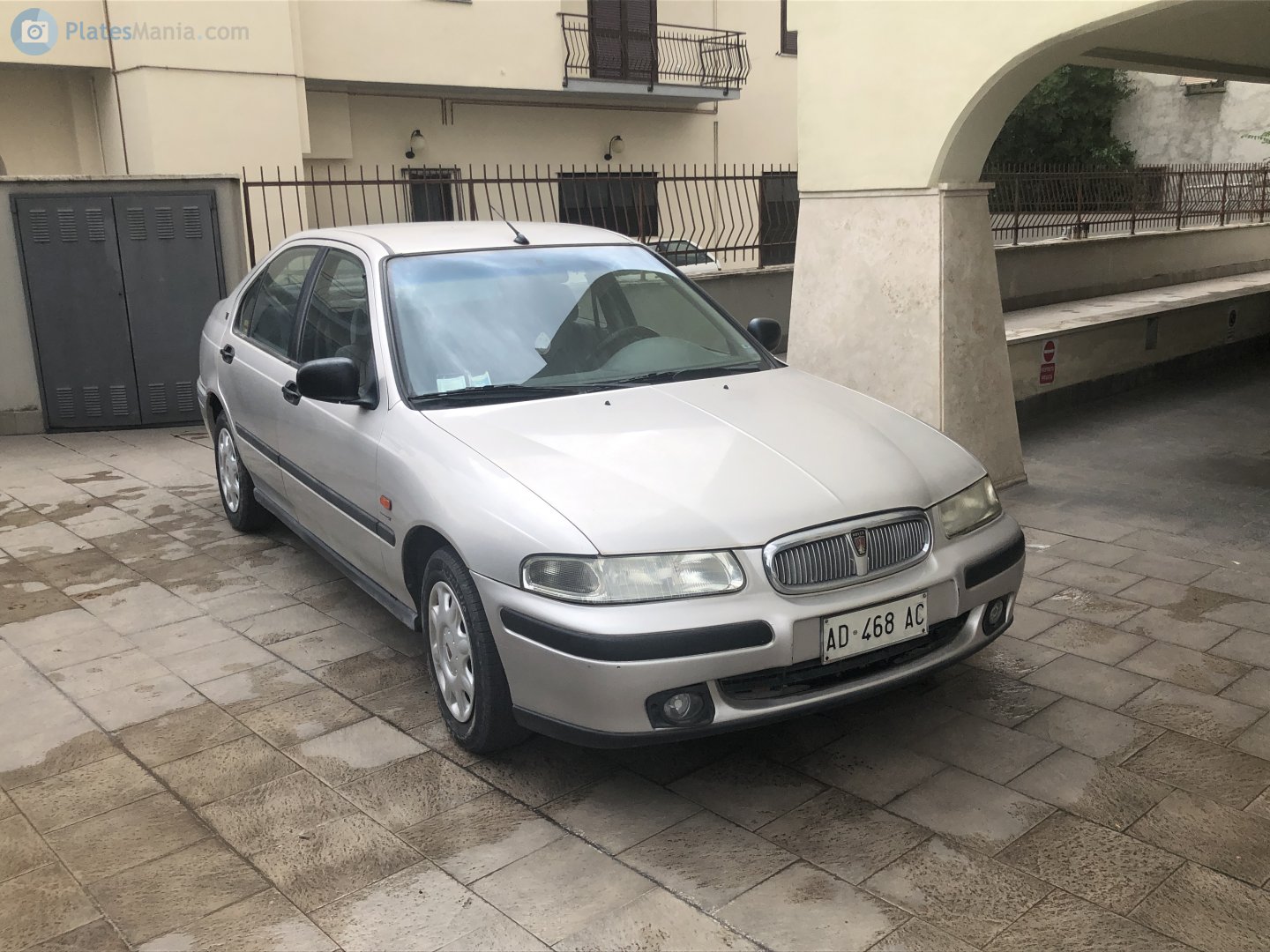 AD 468 AC, Rover 400-Series 2nd gen Sedan/Liftback (RT), 1995–1999
