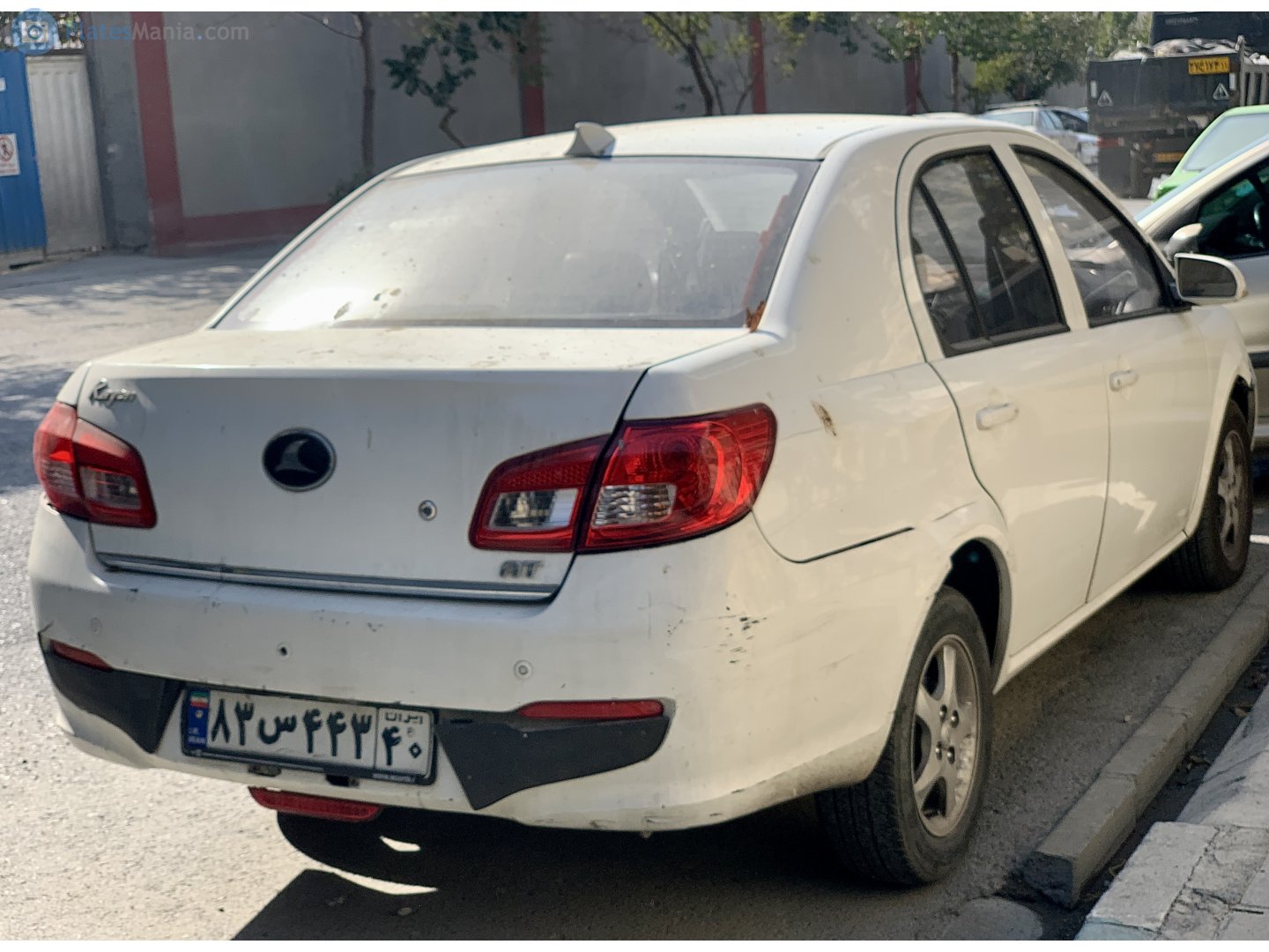 ۸۳س۴۴۳ ۴۰, Private owners 