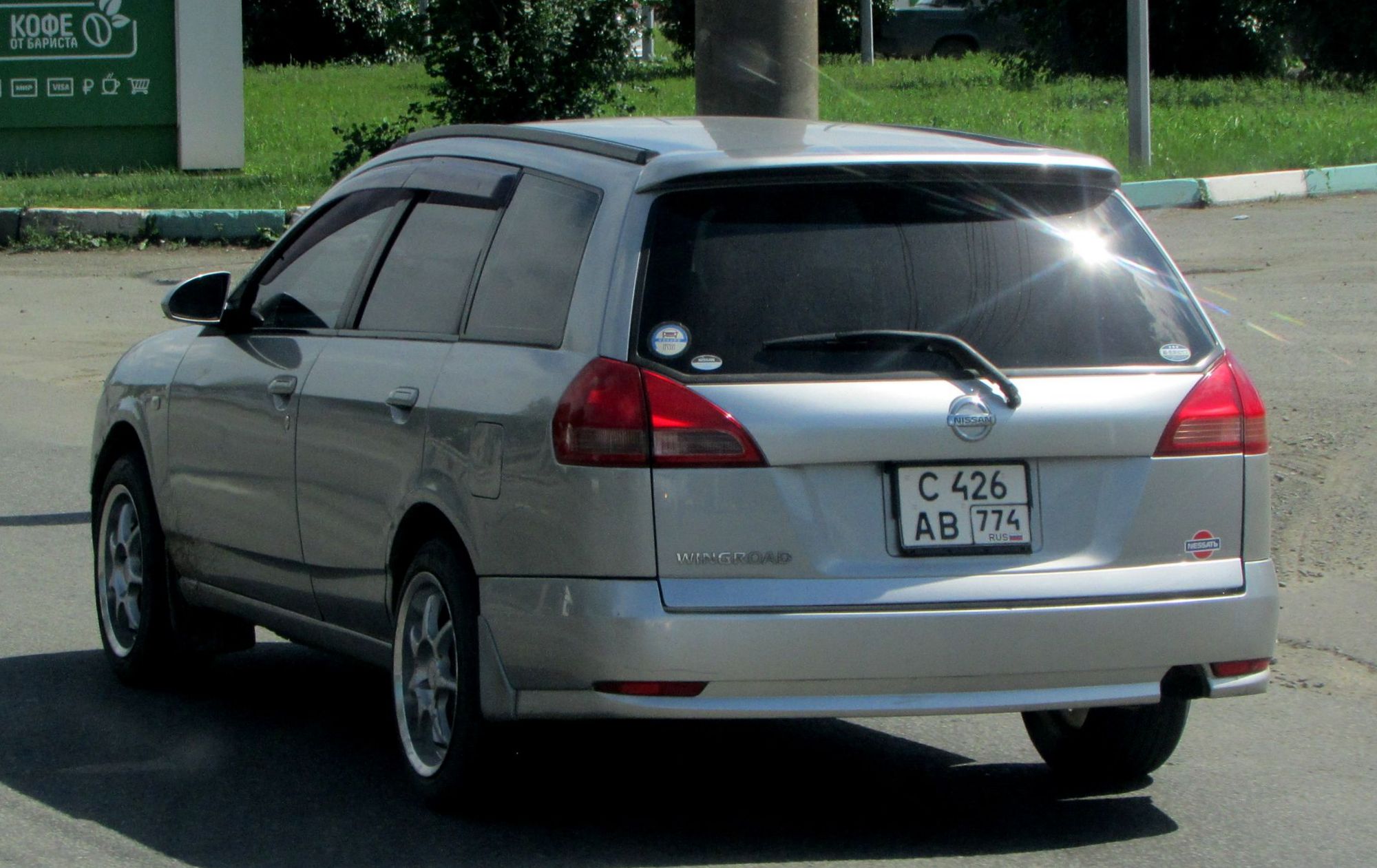 с 426 ав 774, Nissan Wingroad 2nd gen (Y11), facelift, 2001–2005