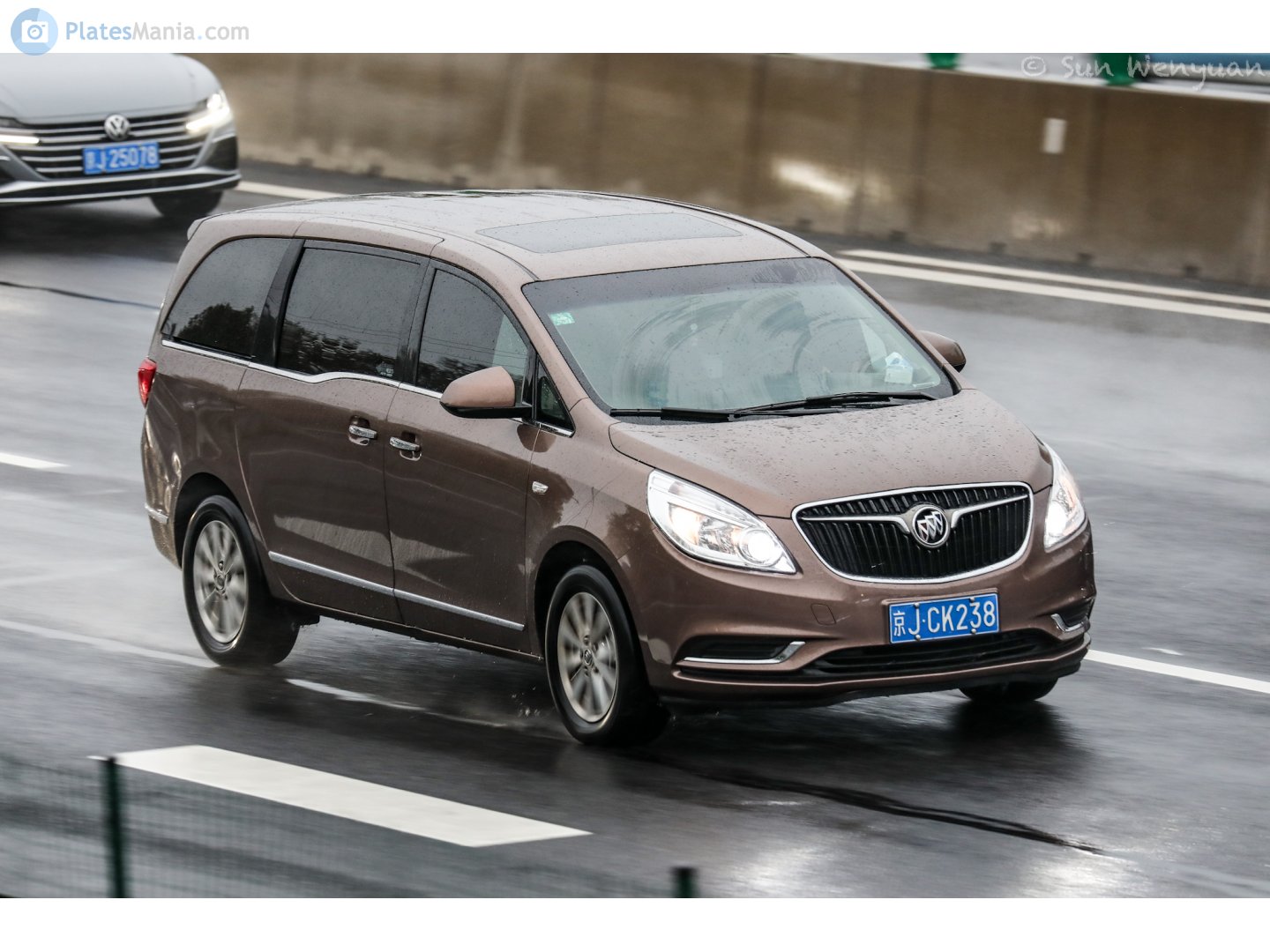 京J·CK238, Buick GL8 2nd gen (SGM258), 2010–2020